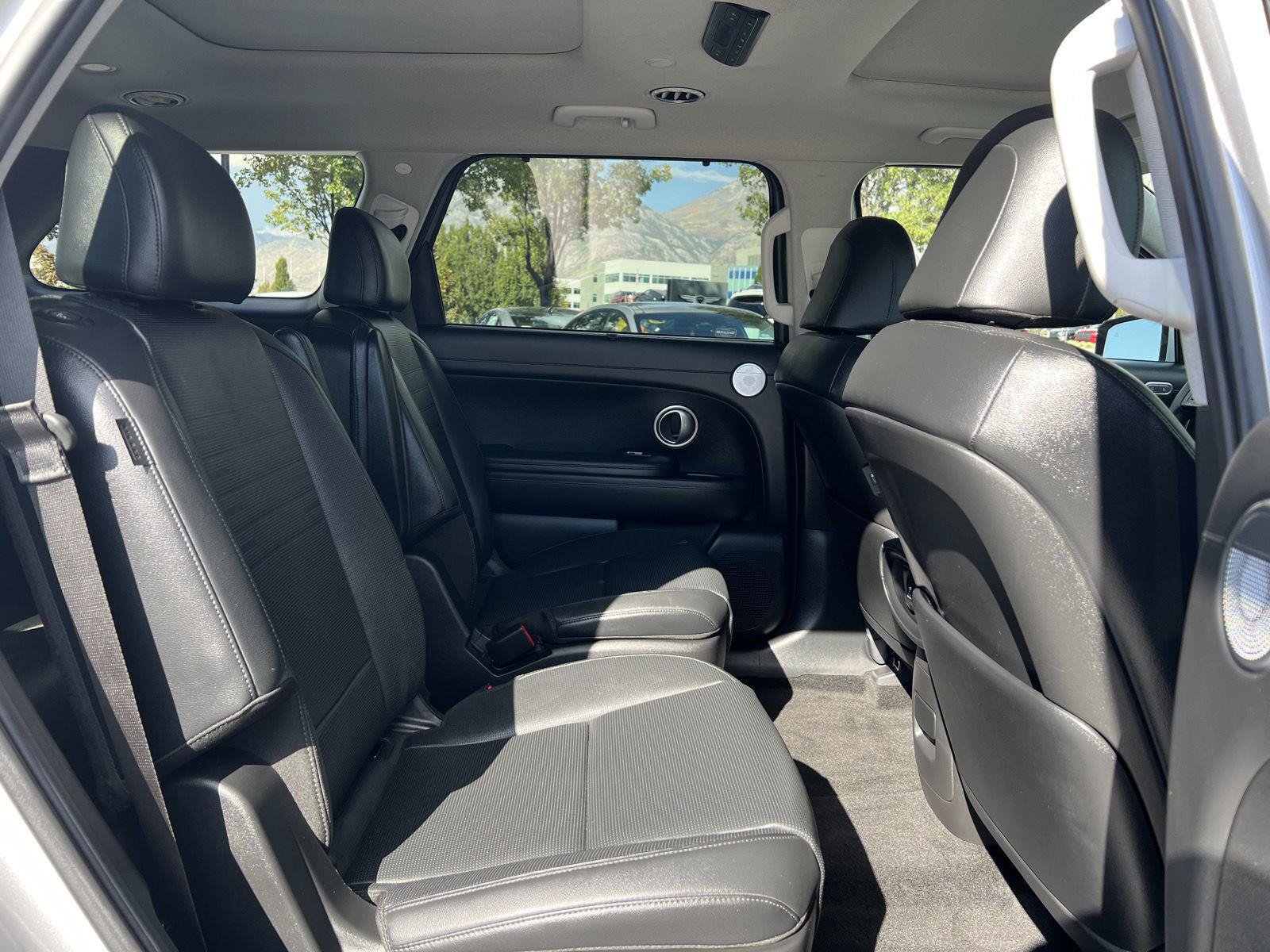 Certified 2026 Hyundai Palisade Limited AWD/4WD image 5