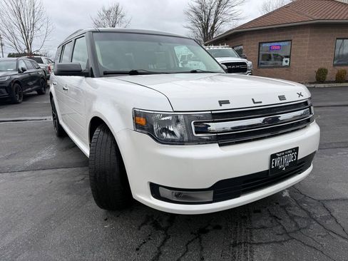 Used 2018 Ford Flex SEL w/ Equipment Group 202A image 3