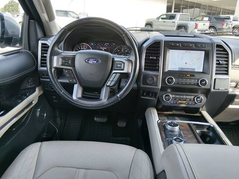 Used 2021 Ford Expedition Platinum AWD/4WD image 11