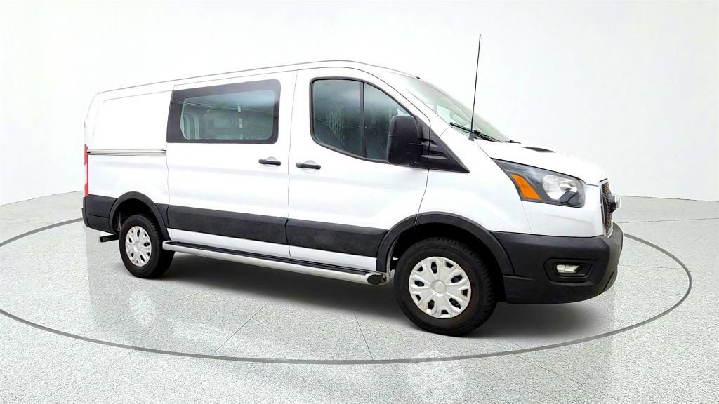 Used 2025 Ford Transit 250 Low Roof w/ Exterior Upgrade Package RWD image 3