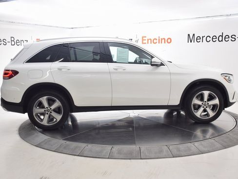 Used 2022 Mercedes-Benz GLC 300 image 7
