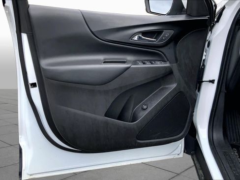 Used 2019 Chevrolet Equinox LT AWD/4WD image 22