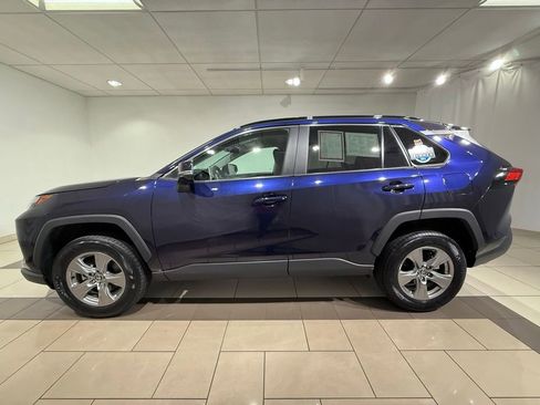 Certified 2025 Toyota RAV4 XLE AWD/4WD image 4