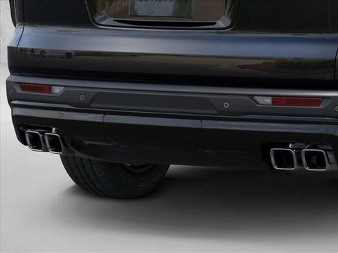 New 2026 Chevrolet Traverse LT w/ Midnight/Sport Edition image 14