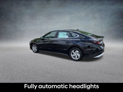 Used 2026 Hyundai Sonata SE FWD image 17