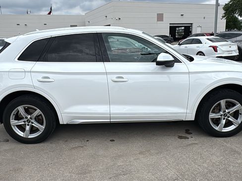 Used 2021 Audi Q5 2.0T Premium image 8
