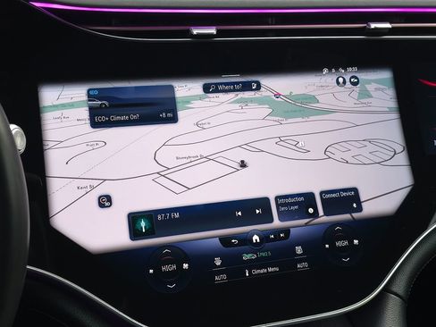 Used 2023 Mercedes-Benz EQS 580 4MATIC SUV image 46