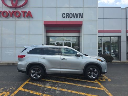 Used 2019 Toyota Highlander Limited Platinum AWD/4WD image 2