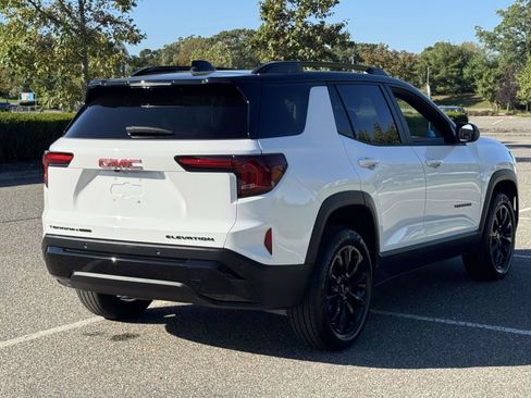 Used 2025 GMC Terrain Elevation w/ Black Edition image 5