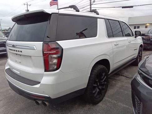 Used 2023 Chevrolet Suburban High Country image 5