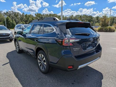 Certified 2025 Subaru Outback Premium w/ Popular Package #1A image 6