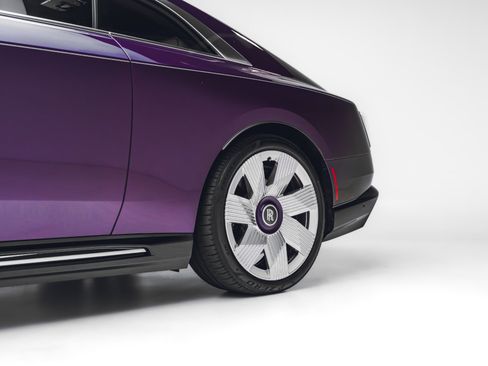 Used 2024 Rolls-Royce Spectre w/ Spectre Launch Package AWD/4WD image 13