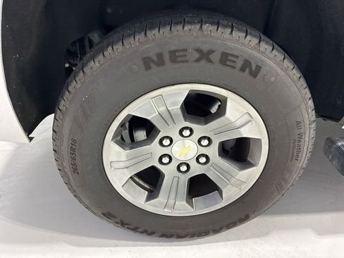 Used 2015 Chevrolet Tahoe LT AWD/4WD image 33