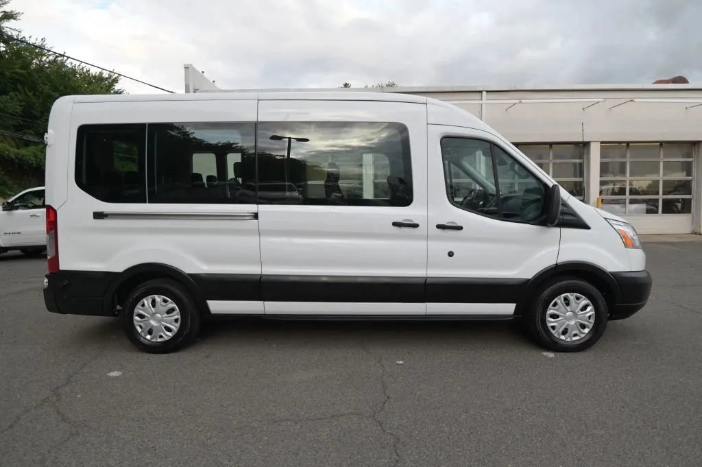 Used 2019 Ford Transit 350 XLT RWD image 6