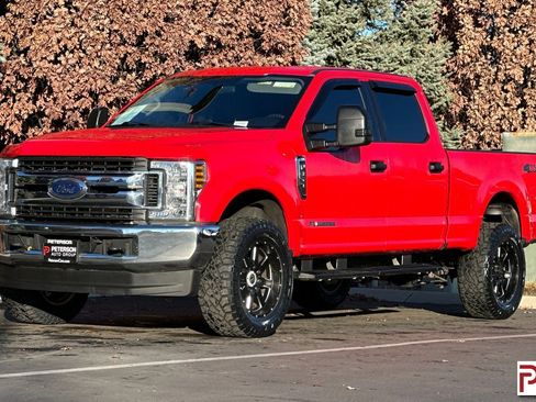 Used 2018 Ford F350 XLT w/ Camper Package image 9