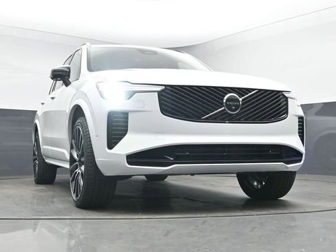New 2026 Volvo XC90 B6 Ultra w/ Protection Package Premier AWD/4WD image 40