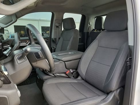 Used 2025 GMC Sierra 1500 SLE w/ Preferred Package image 11