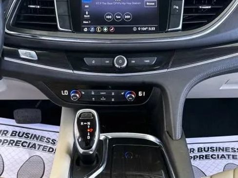 Used 2021 Buick Enclave Essence FWD image 35