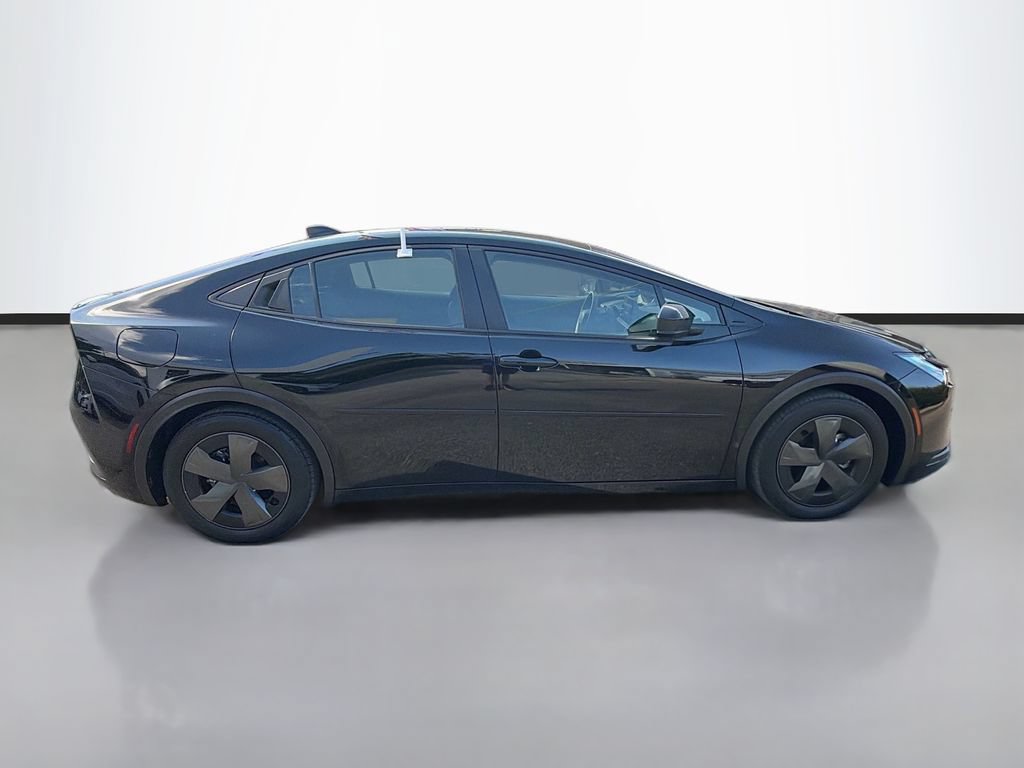 Used 2025 Toyota Prius Plug-In Hybrid FWD image 8