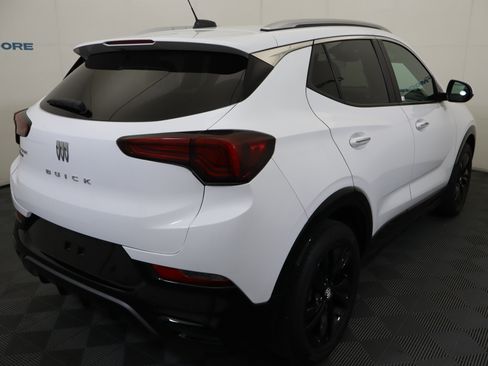 Used 2024 Buick Encore GX Sport Touring FWD image 6