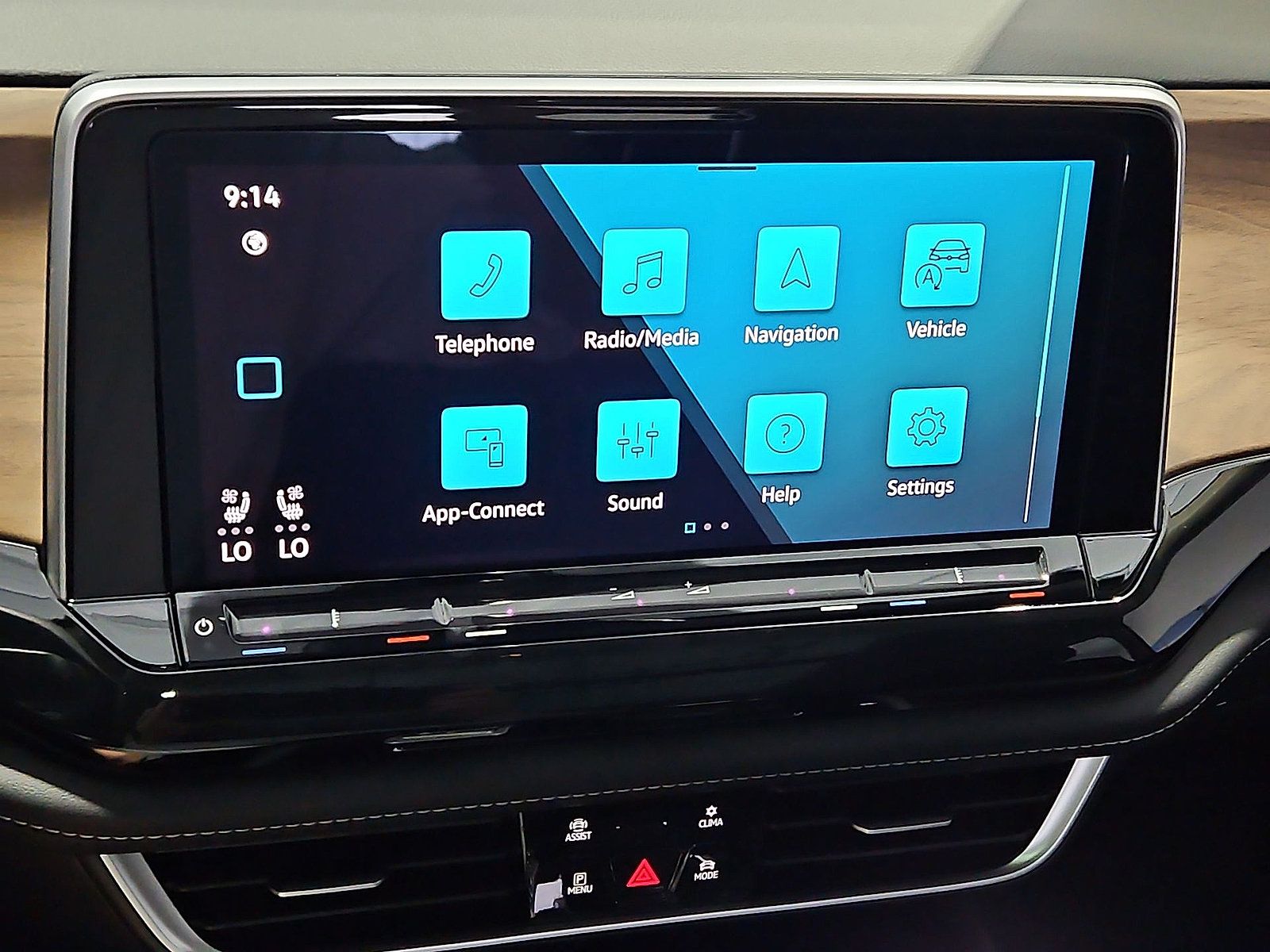 New 2026 Volkswagen Atlas SE FWD image 20