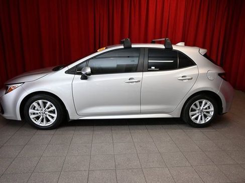 Certified 2023 Toyota Corolla SE image 2