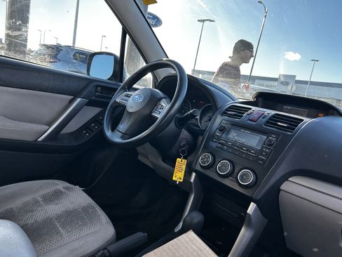 Used 2015 Subaru Forester 2.5i Premium w/ All-Weather Package image 14