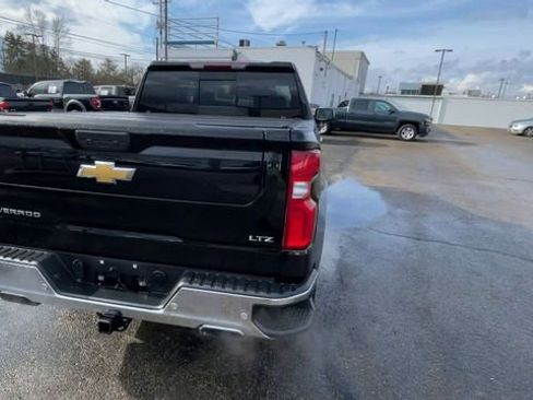 Used 2021 Chevrolet Silverado 1500 LTZ w/ LTZ Premium Package AWD/4WD image 9