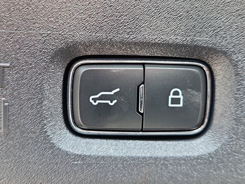 Used 2025 Ford Expedition Tremor AWD/4WD image 29