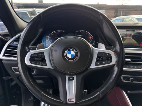 Used 2022 BMW X6 xDrive40i w/ M Sport Package image 16