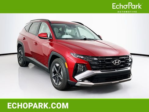 Used 2025 Hyundai Tucson SEL FWD image 1
