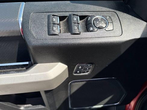 Used 2018 Ford F150 Lariat AWD/4WD image 11