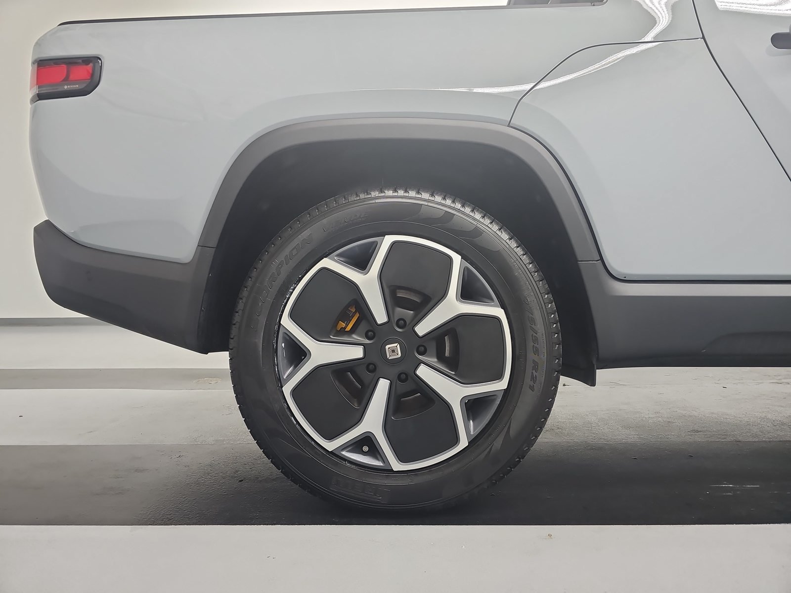 Used 2023 Rivian R1T Adventure Quad AWD/4WD image 12