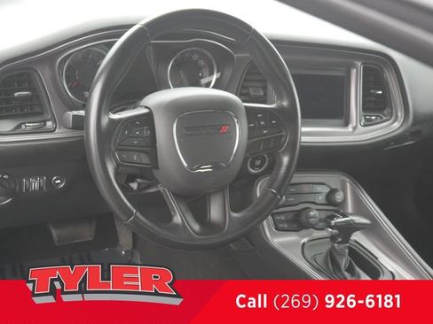 Used 2023 Dodge Challenger SXT RWD image 35