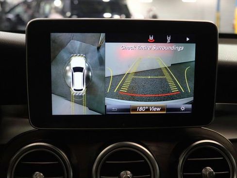 Used 2019 Mercedes-Benz GLC 300 4MATIC image 21