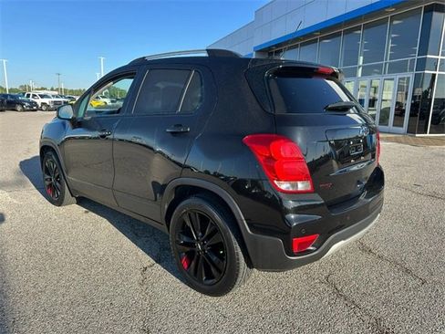 Certified 2021 Chevrolet Trax LT w/ Redline Edition image 3