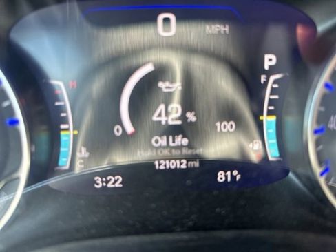Used 2017 Chrysler Pacifica Limited FWD image 18