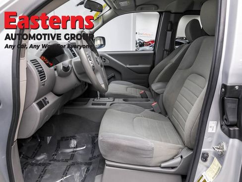 Used 2019 Nissan Frontier S image 14