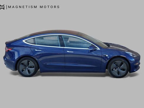 Used 2018 Tesla Model 3 Long Range image 2