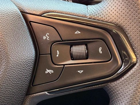 Used 2025 Chevrolet TrailBlazer LT w/ Driver Confidence Package image 15