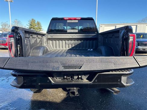 New 2026 GMC Sierra 2500 AT4 w/ Technology Package image 4