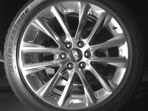 Used 2020 Cadillac Escalade Premium Luxury AWD/4WD image 9