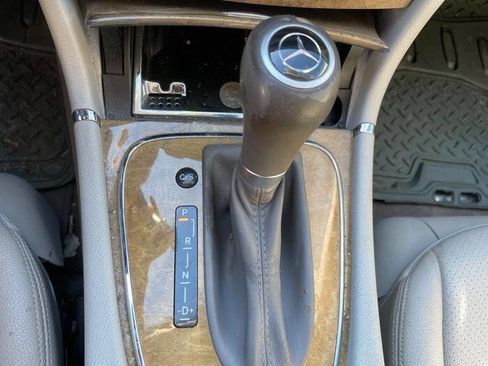 Used 2008 Mercedes-Benz E 350 Sedan image 36