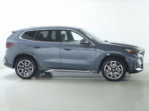Used 2025 BMW X1 xDrive28i AWD/4WD image 13