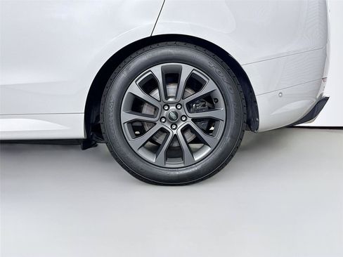Used 2024 Land Rover Range Rover Sport Dynamic SE AWD/4WD image 31