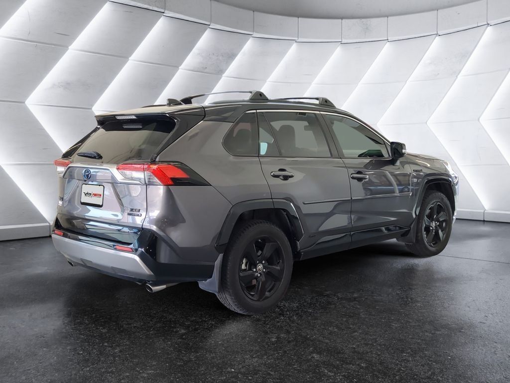 Used 2019 Toyota RAV4 XSE w/ XSE Weather Package AWD/4WD image 4