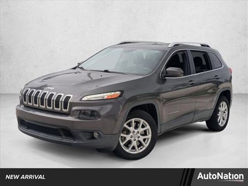 Used 2014 Jeep Cherokee Latitude image 1