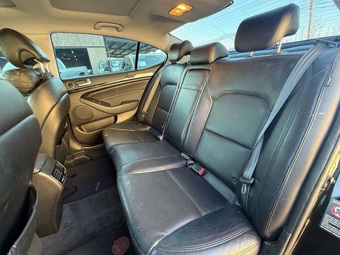 Used 2014 Kia Cadenza Premium w/ Technology Package image 15