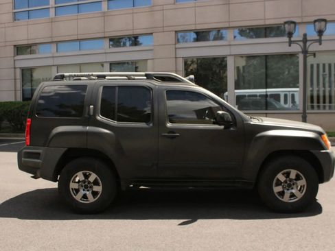 Used 2012 Nissan Xterra PRO-4X w/ Pro-4x Leather Pkg AWD/4WD image 6