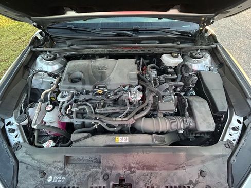 Used 2025 Toyota Camry LE w/ Convenience Package image 11